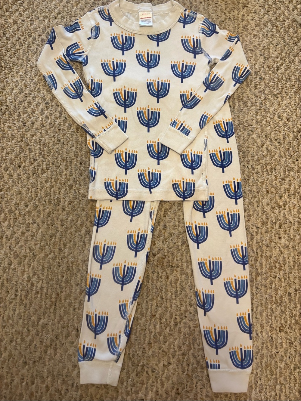 Hanna Andersson Menorah Pattern Pajama Set, Size 5